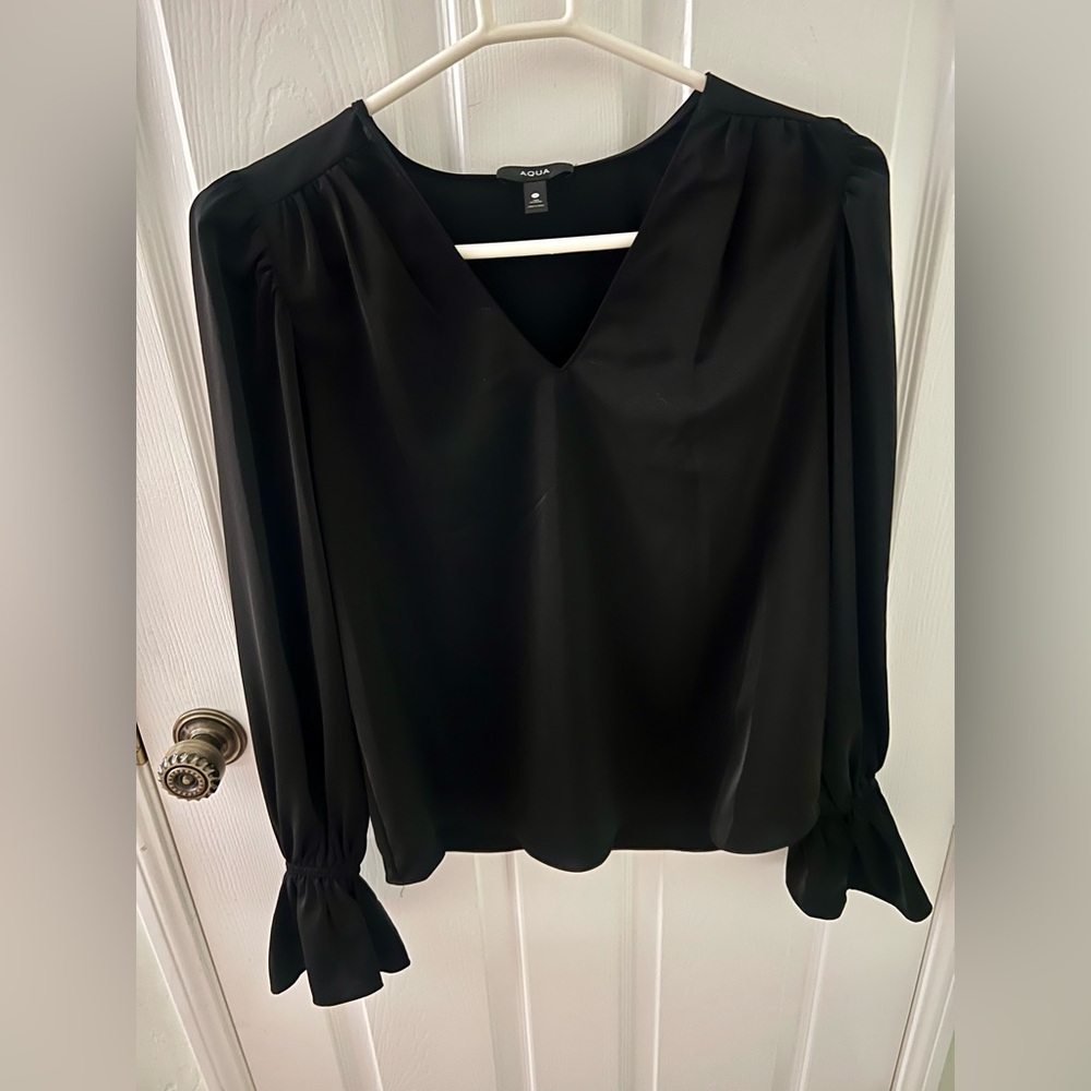 Aqua Black V-Neck Long-Sleeve Blouse with Ruffled Cuffs, Size Small